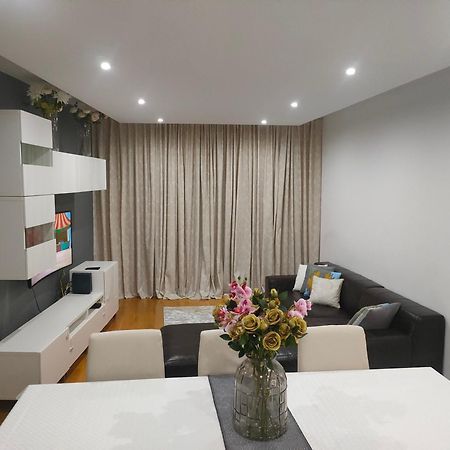Adalberto Nascimento Luxury Aparta-Hostel At Colinas Do Cruzeiro Odivelas  Dış mekan fotoğraf