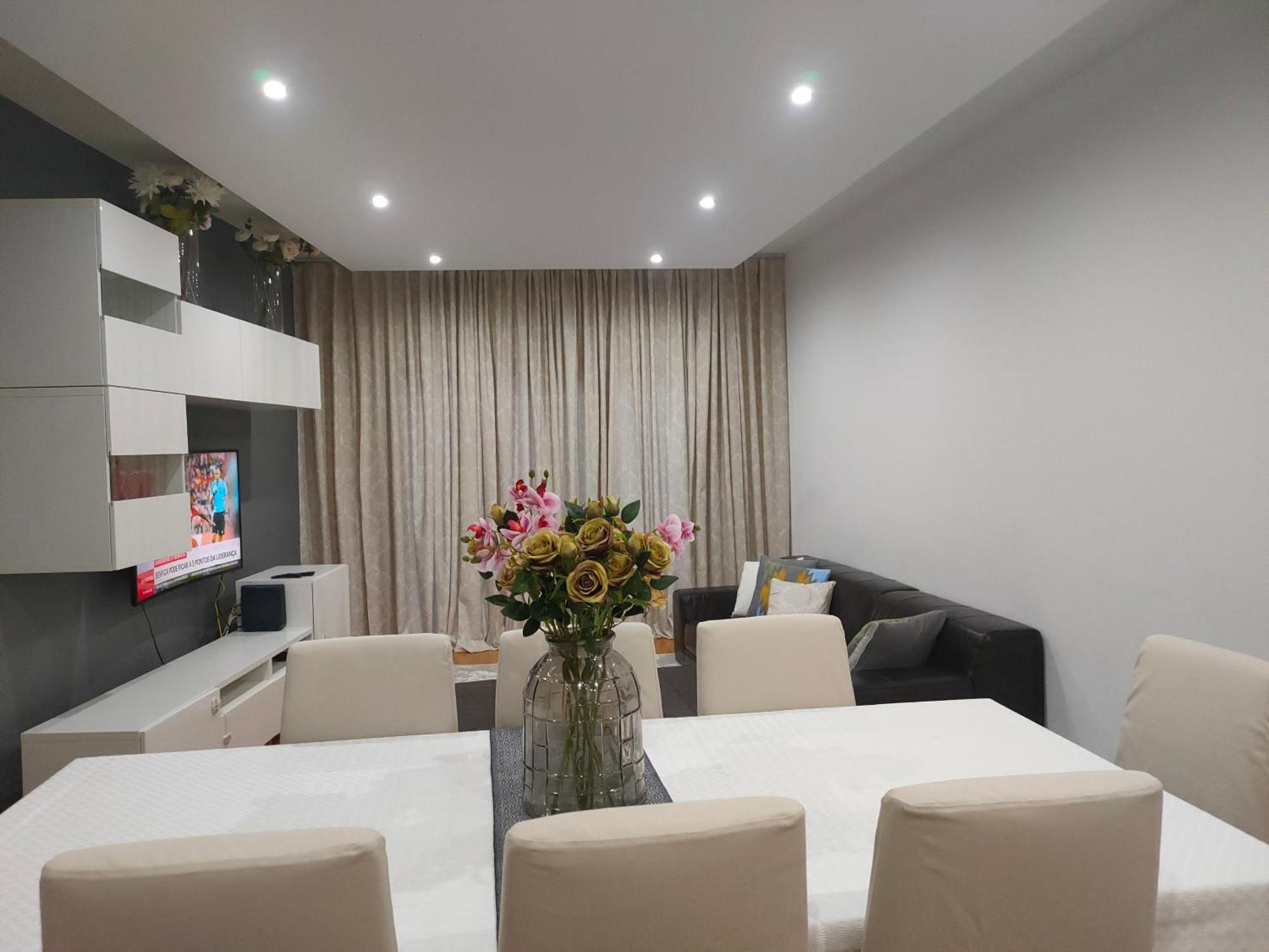 Adalberto Nascimento Luxury Aparta-Hostel At Colinas Do Cruzeiro Odivelas  Dış mekan fotoğraf