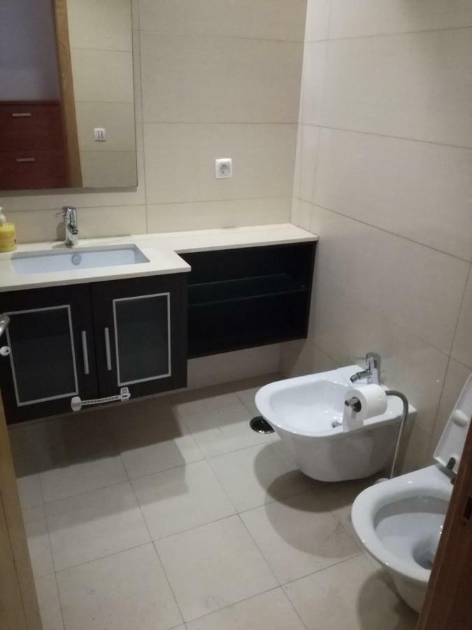 Adalberto Nascimento Luxury Aparta-Hostel At Colinas Do Cruzeiro Odivelas  Dış mekan fotoğraf