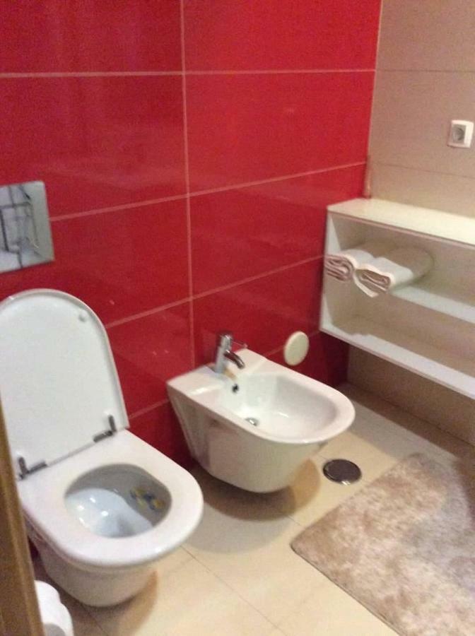 Adalberto Nascimento Luxury Aparta-Hostel At Colinas Do Cruzeiro Odivelas  Dış mekan fotoğraf